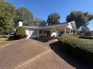 403 E Chism St, Paris, AR 72855