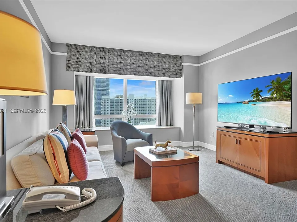 1435 Brickell Ave #3210