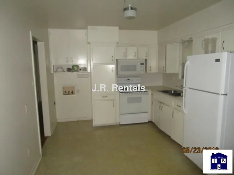 304 Ridge St — Photo 8