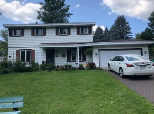 2835 June Ave N, Golden Valley, MN 55422