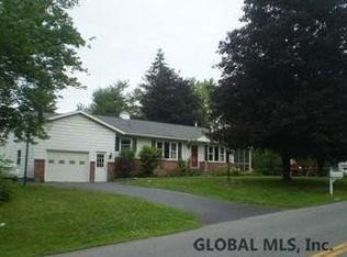 125 Raylinski Rd, Ballston Lake, NY 12019