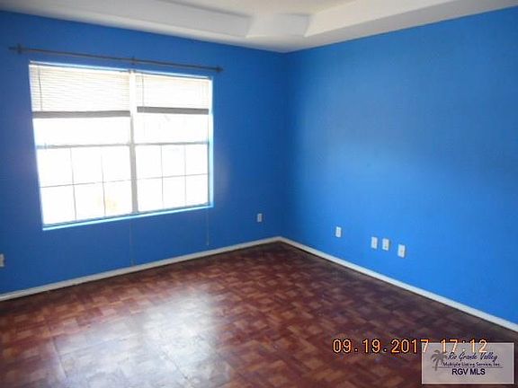 2nd image of 6067 Maravillas River St