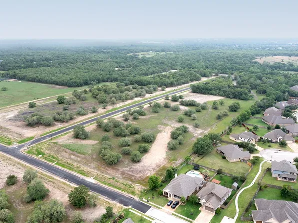 4200 Smalls Creek Rd, College Station, TX 77845