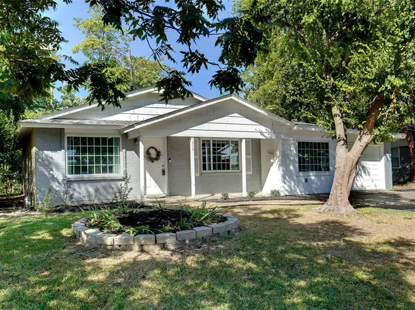 313 N Cottonwood Dr, Richardson, TX 75080