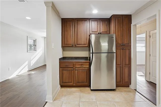6870 Argonne Blvd — Photo 10