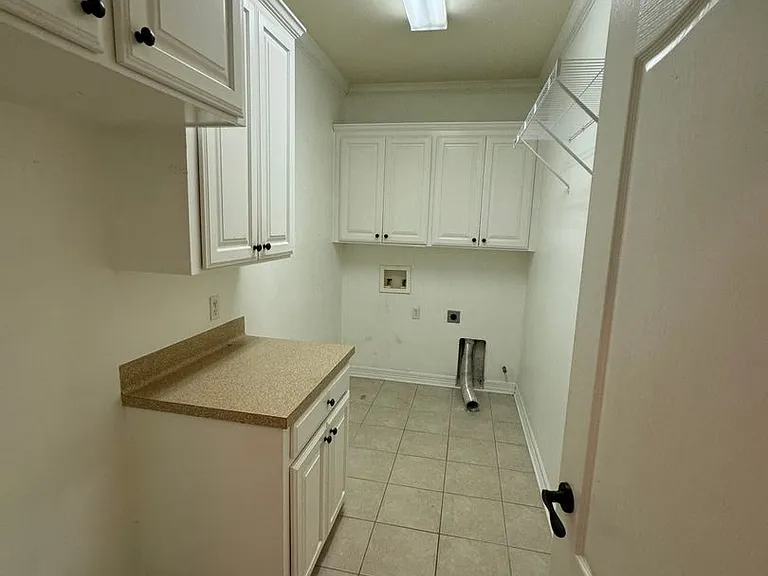 472 Grand Oaks Dr — Photo 13