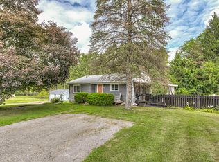 3217 Blackman Rd, Jackson, MI 49201