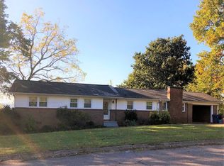 98 Montclair Cir, Oxford, AL 36203