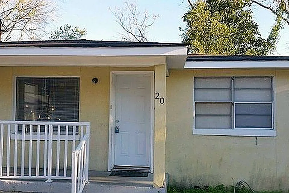 20 Burke Ave
