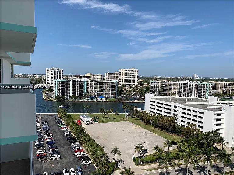 3725 S Ocean Dr #1219 — Photo 3