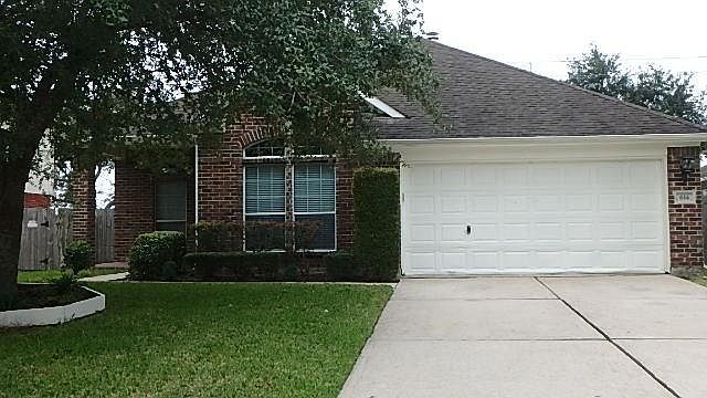 1st image of 614 Oak Briar Dr