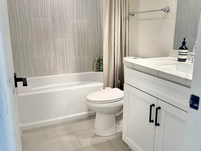 703 Agate St #4 — Photo 26