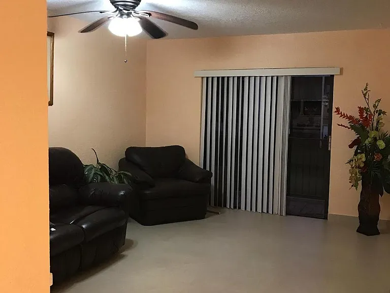 5825 W 25th Ct — Photo 13