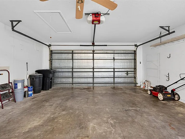 430 Sunnyside Dr — Photo 31