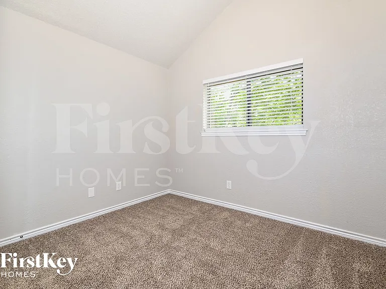 4022 Rustic Trl — Photo 13