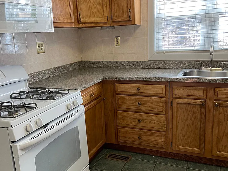 226 E Dorrance St #1 — Photo 2