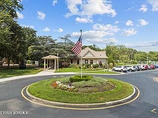 2nd image of 307 Owls Nest Court