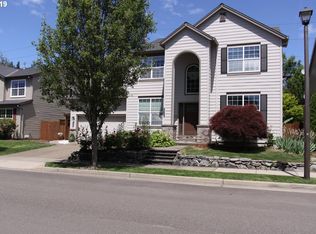 5689 SW Sequoia Dr, Tualatin, OR 97062