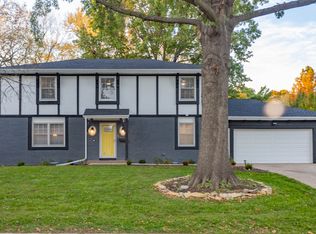 5130 Ballentine St, Shawnee, KS 66203