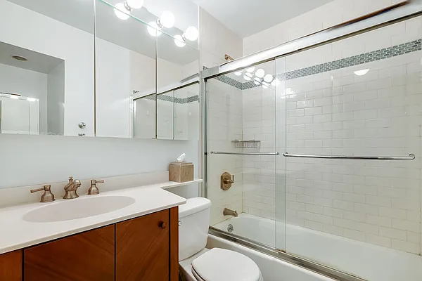 Rented by Compass | media 6