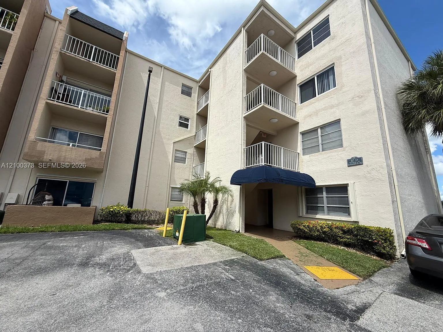 Kings Creek So Condo — Photo 1