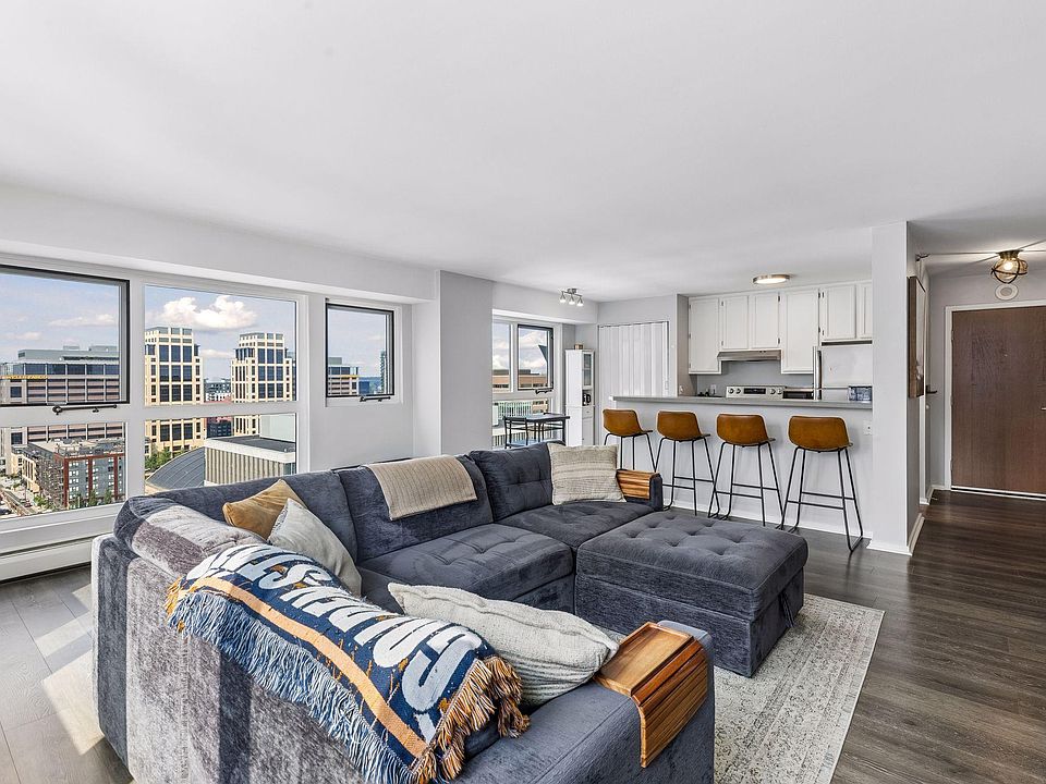 1st image of 433 S 7th St APT 1701