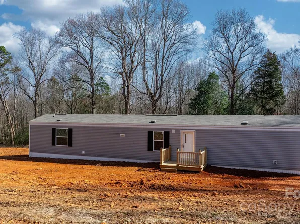 10049 Paul Payne Store Rd, Stony Point, NC 28678