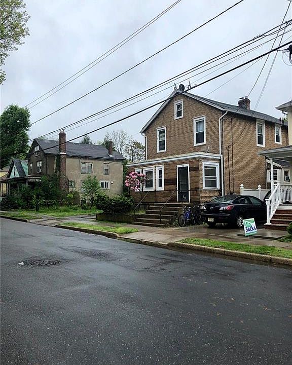 2nd image of 118 Birch Ave