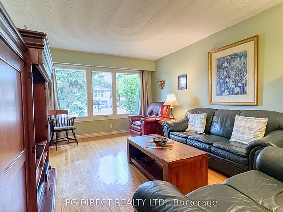 2nd image of 11 Montreal Rd