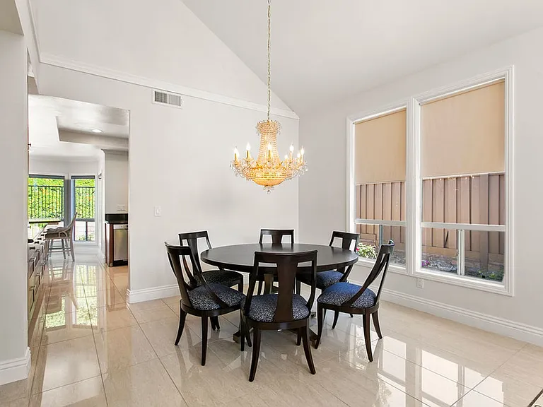 28602 Silverton Dr — Photo 11