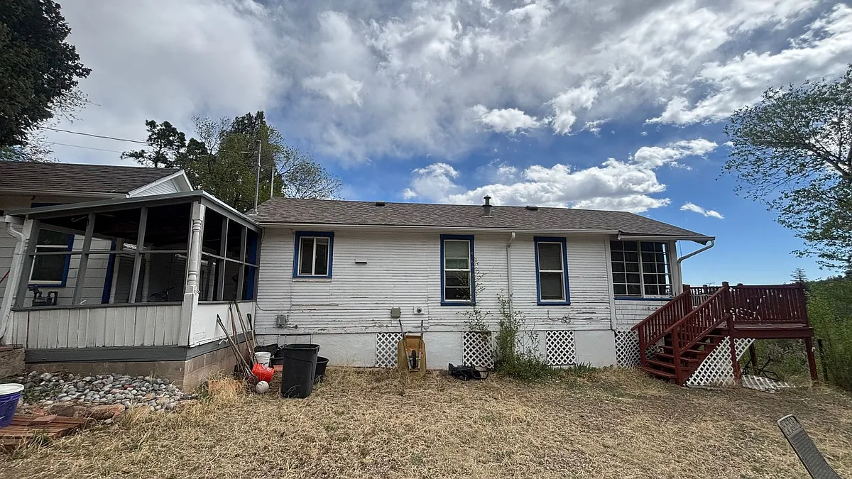 Building Photo - 337 Pilot Knob Ave #2
