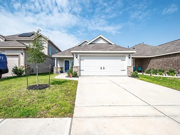 3619 Giorgio Pastel Pl — Photo 1