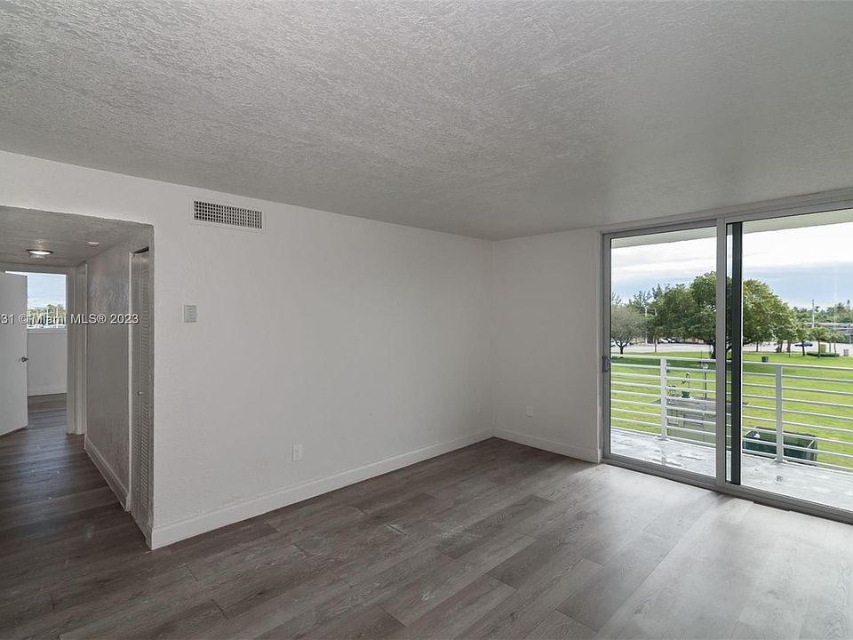 1st image of 12501 NE 13th Ave #204