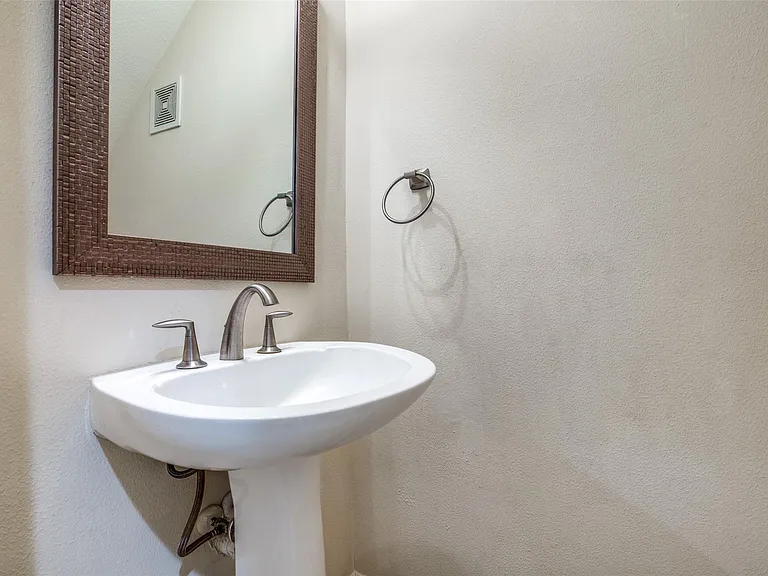 5935 Turtle Beach Ln — Photo 25