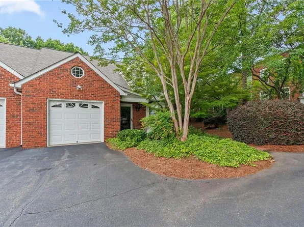 440 Marshall View Ct, Winston Salem, NC 27101