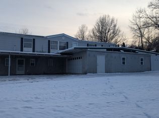 2188 & 2190 Rombold Rd #A, Hermitage, PA 16148