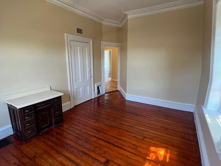 11 Parade St #2 — Photo 3