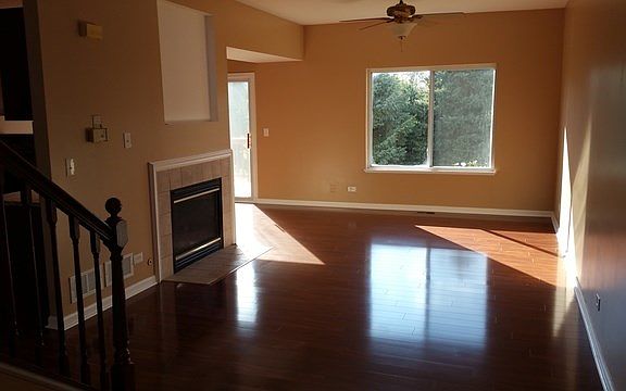 5th image of 320 Abington Woods Dr #320