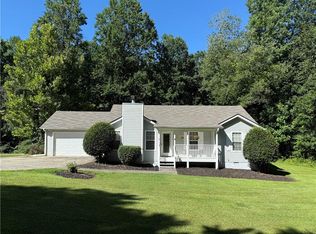 1845 Dobbs Creek Ct, Cumming, GA 30040