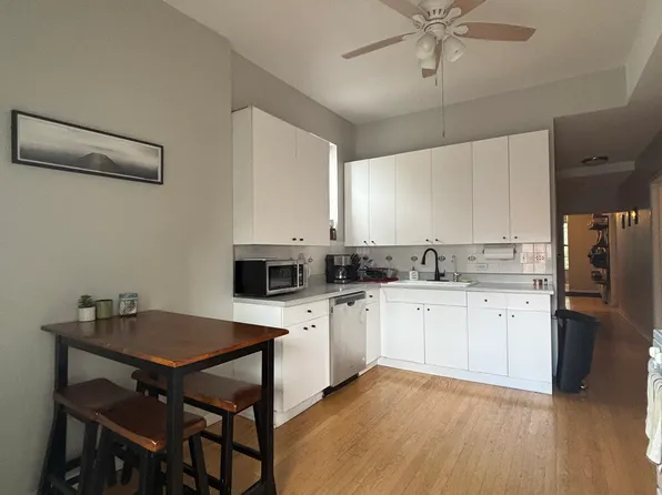857 N Marshfield Ave #2, Chicago, IL 60622