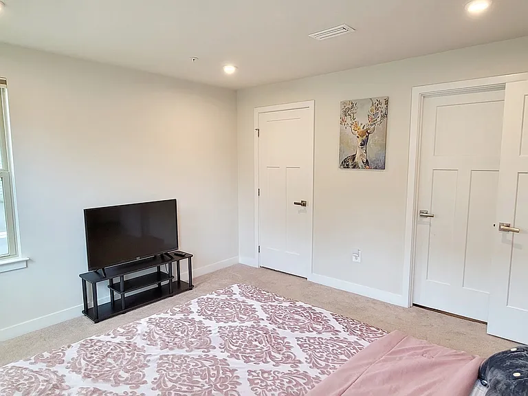8667 Shady Pines Dr — Photo 10