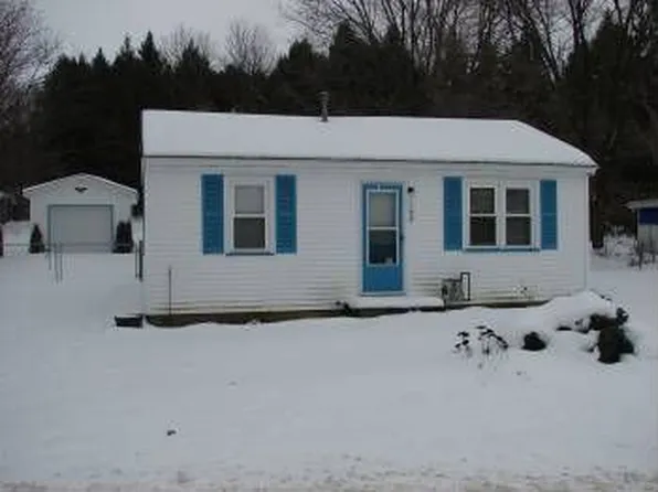 169 W 6th St, Shelby, MI 49455