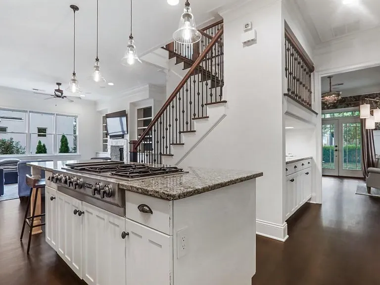 175 Sampson St NE #175 — Photo 8