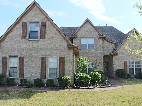 4th image of 125 Hedge Rose Blvd