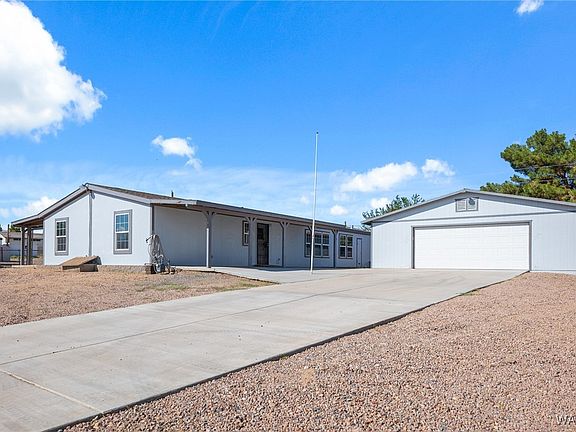 3rd image of 4605 N Edward Lane