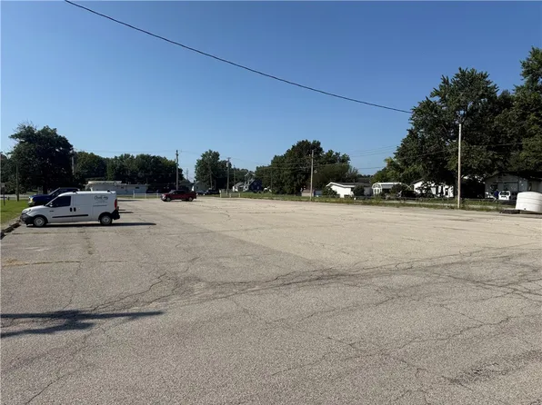 501 S Mulberry St, Effingham, IL 62401
