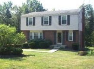 840 Clifton Rd, Bethel Park, PA 15102