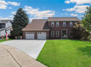 1943 NW 88th Ct, Clive, IA 50325