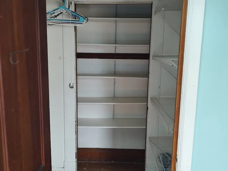 150 N Ashland Ave #1 — Photo 8