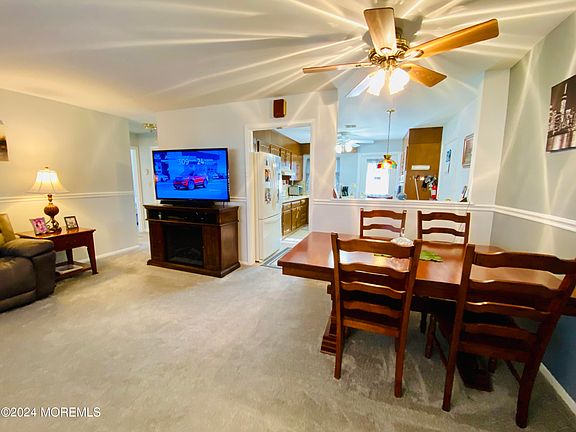 5th image of 833C Inverness Court